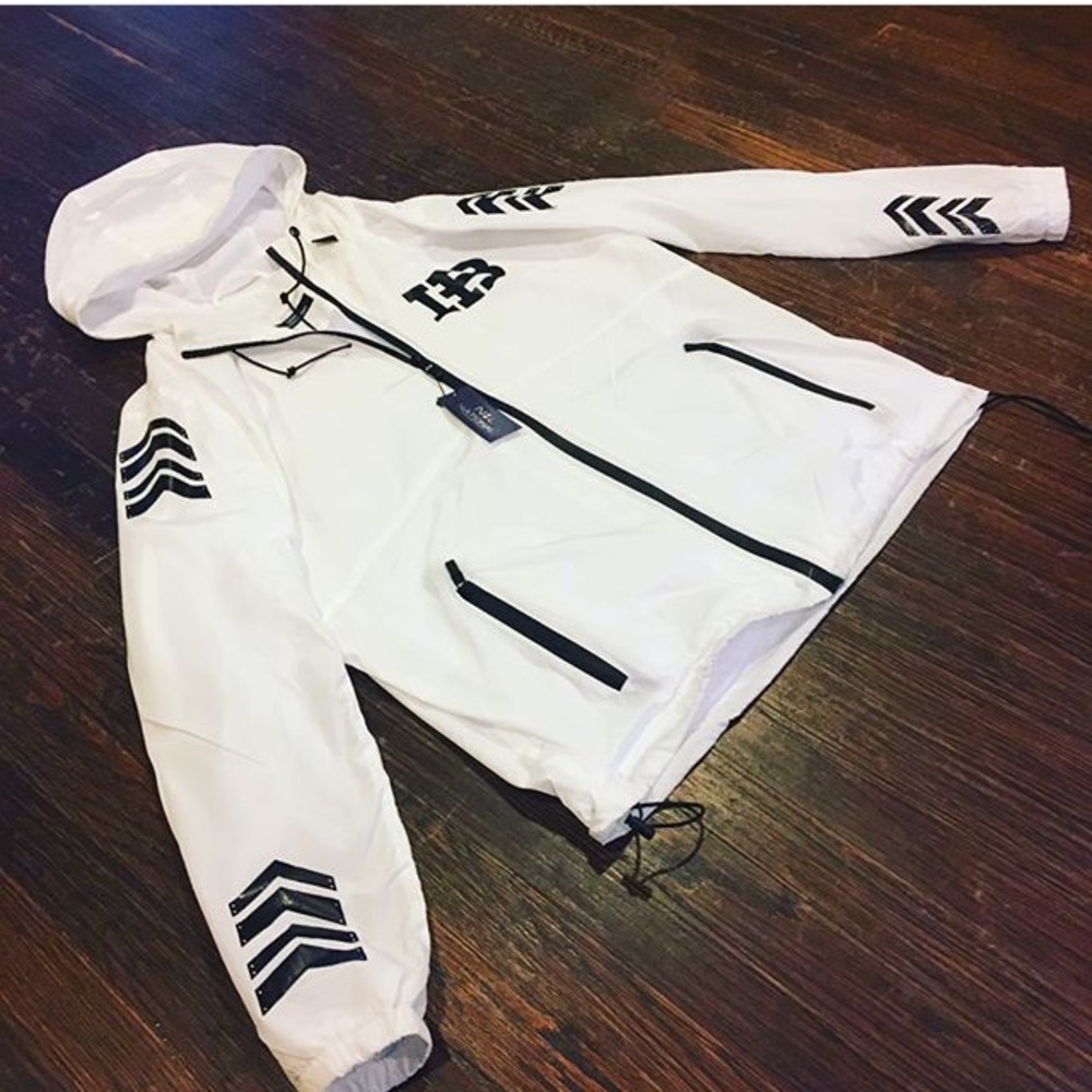 Jacket - Picture 8 of 8